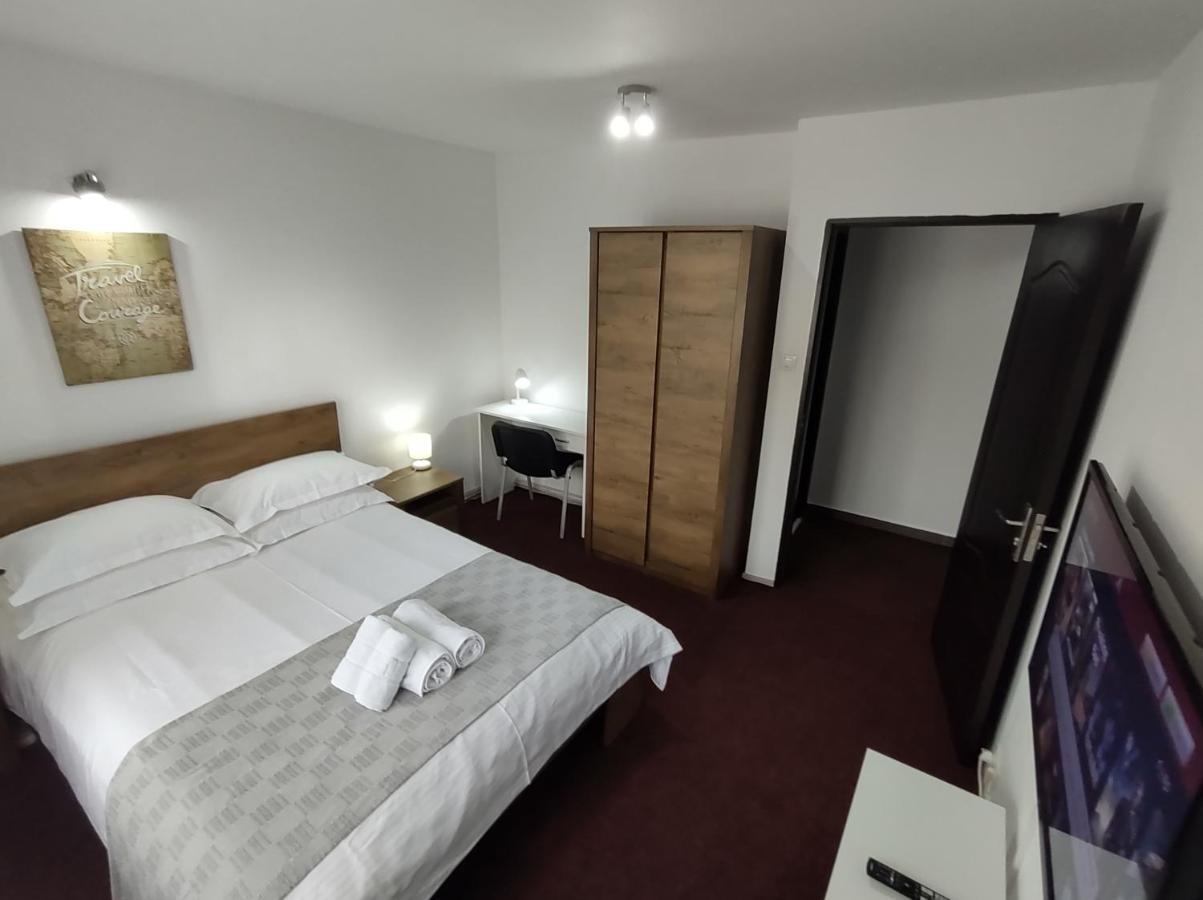 Creative Apartment Baia Mare Bagian luar foto